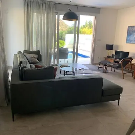 Katikies Superior Pissouri